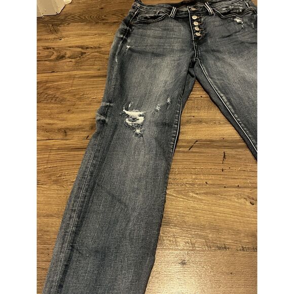 Judy Blue Boyfriend Fit Jeans, size 29/9 - Picture 5 of 16